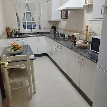 Piso Centrico En Con Garaje Apartment